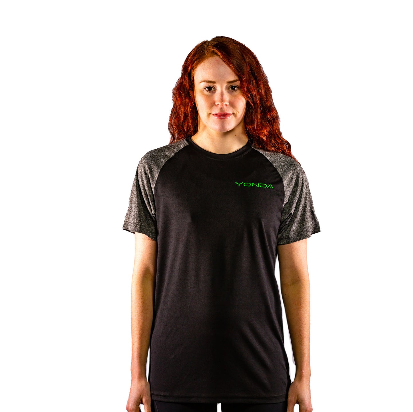 Performance tee shirt female